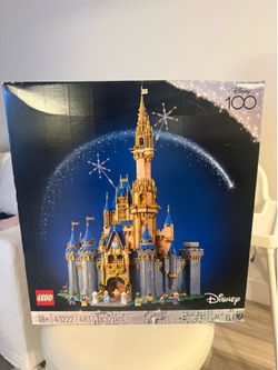 ✨ LEGO Disney Castle (43222) – Brand New & Sealed ✨