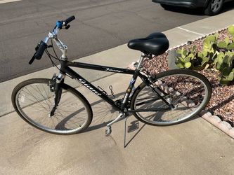 Giant Farrago hybrid bicycle