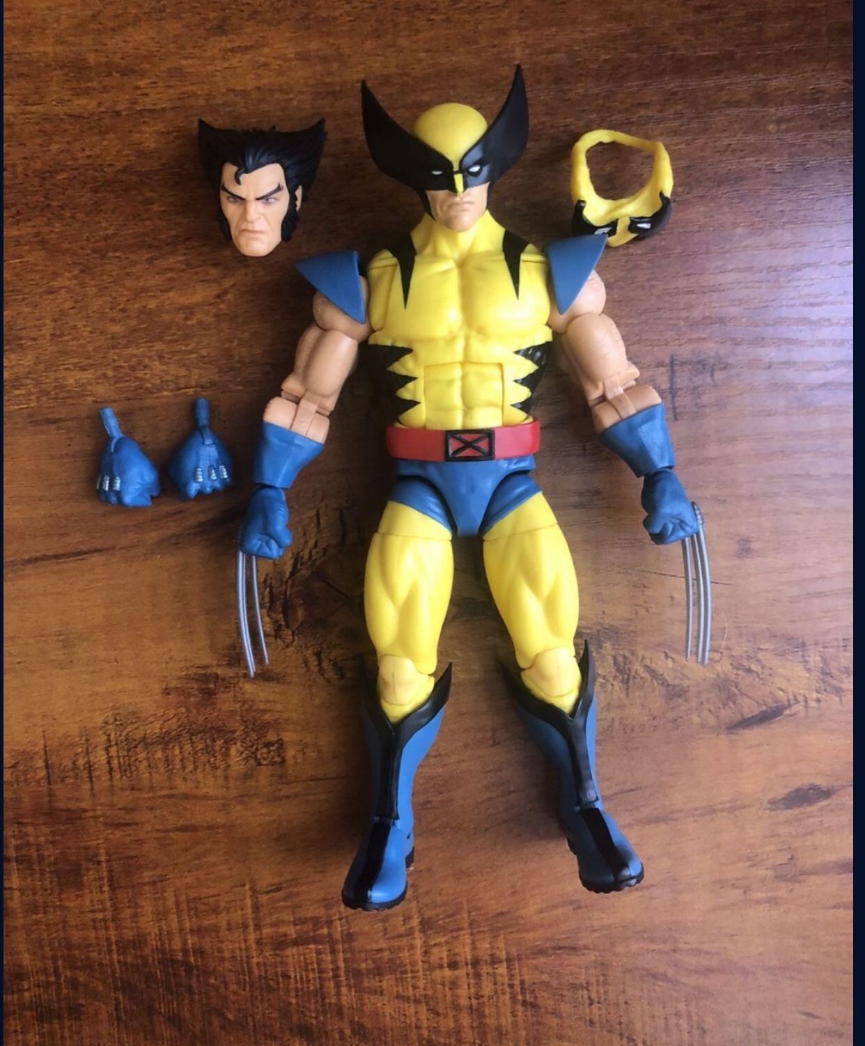 Marvel Legends Wolverine 