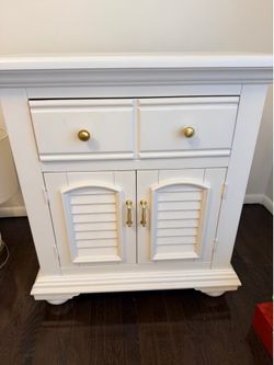 Night stand