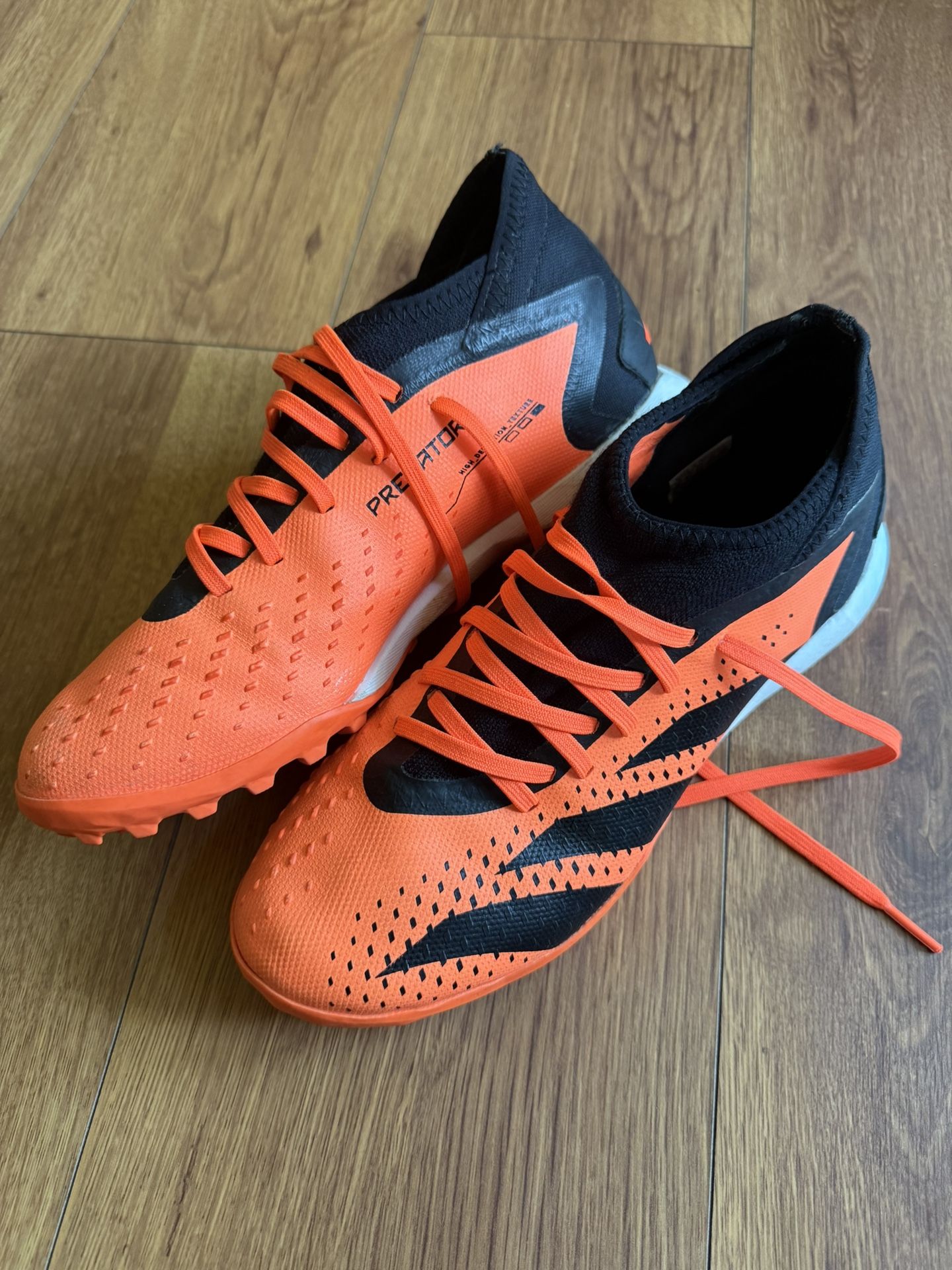 Adidas Predator Turf Soccer Shoes - Size 8