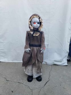 Halloween Haunted Doll With Sound Effects And Light
