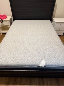 Full size bed