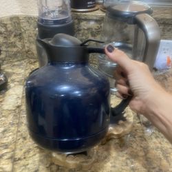 Tea pot/ kettle/Thermos