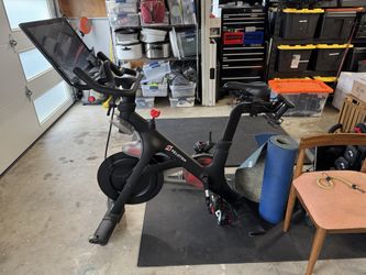 Peloton Bike