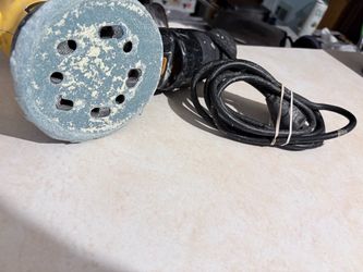 DeWalt Random Orbit Sander