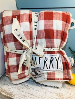 Rae Dunn Merry Blanket