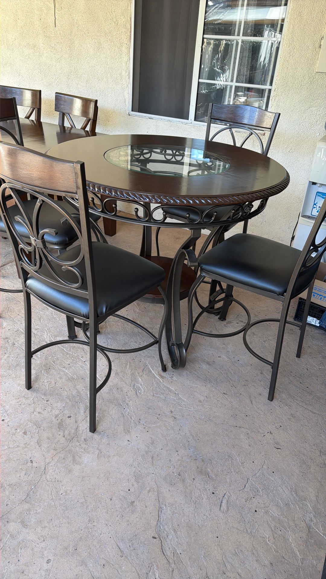 Dining Table And 4 Chairs
