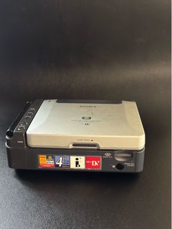 Sony Digital Video Cassette Recorder GV-D1000 NTSC mini-DV