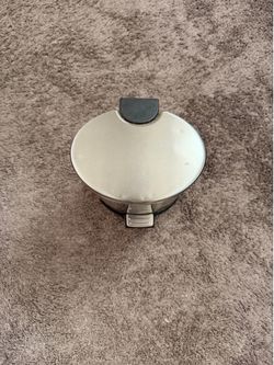 Small garbage can