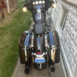 2021 Harley Davidson Flhx