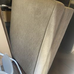 Center Piece Ottoman Couch 