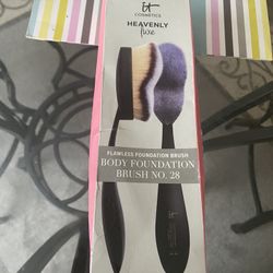 HEAVENLY LUXE BODY FOUNDATION BRUSH #28