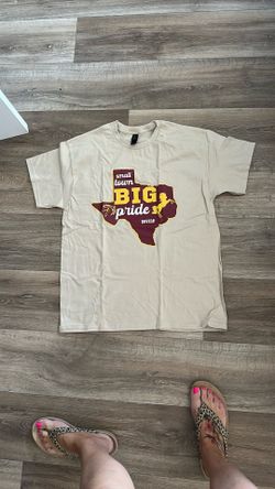 Large Gildan Devine Shirt