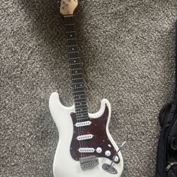 Austin White/Red Electric Guitar w/ Amp & Snark
