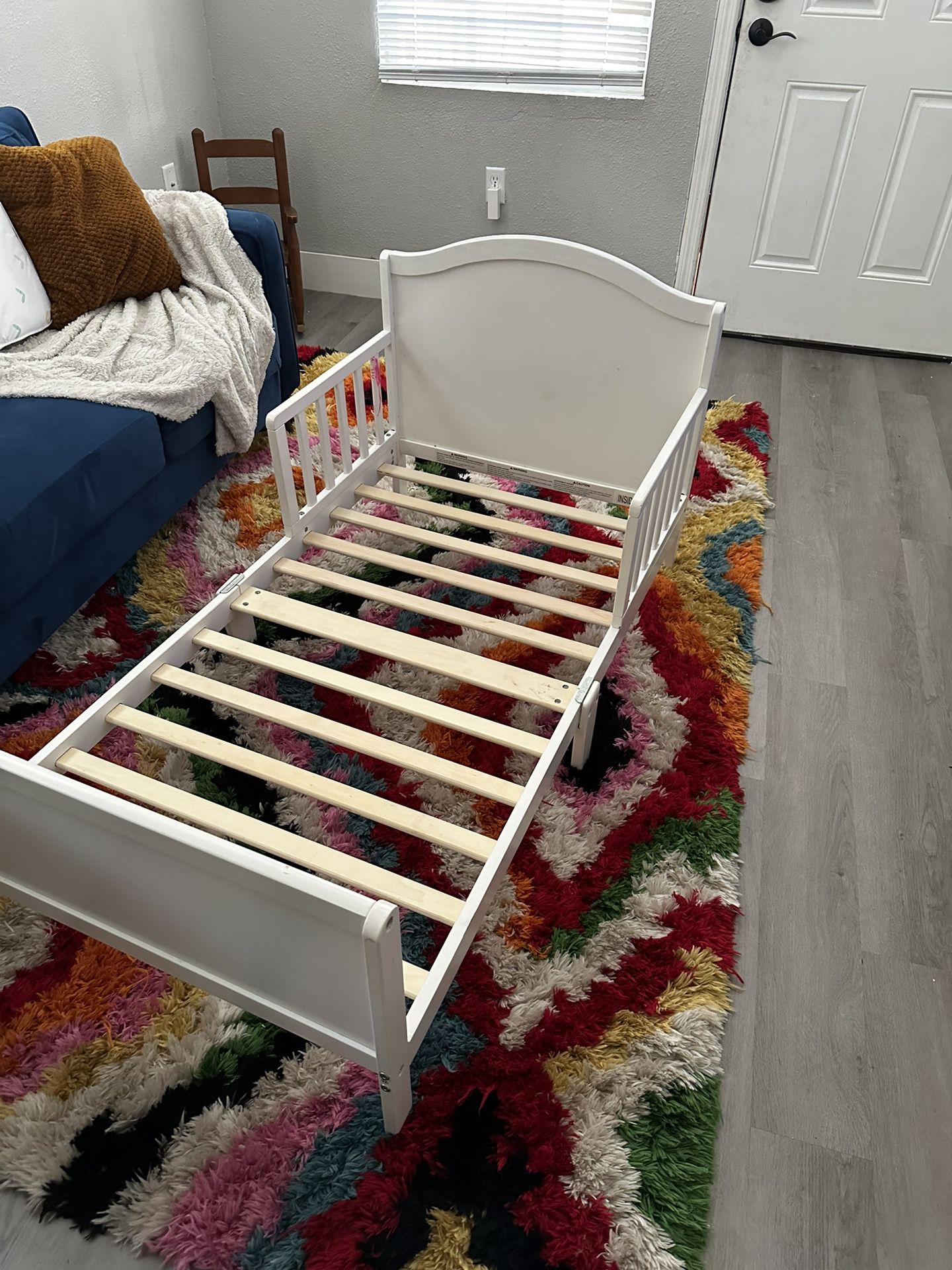 *FREE* Toddler Bed Frame 