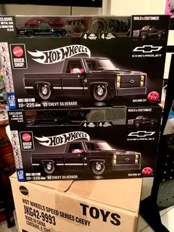 HotWheels Brick Shop ‘83 CHEVY SILVERADO