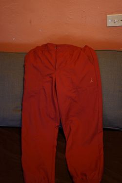 Nike Jordan's joggers pants (Small)