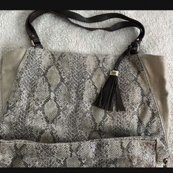NEW-Stella & Dot snake print handbag