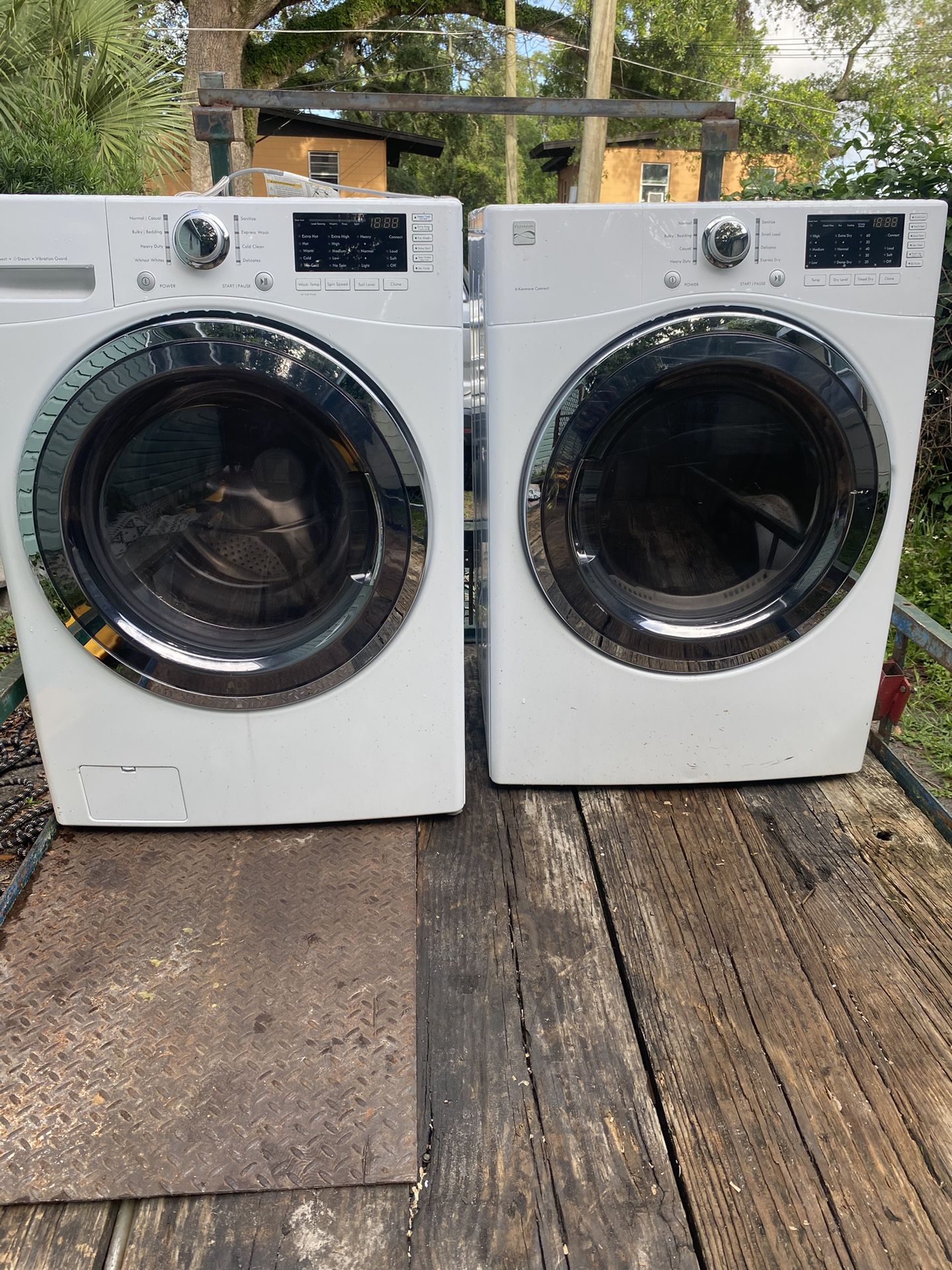 Washer and dryer set