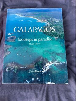 Galapagos: Footsteps in Paradise by Hugo Idrovo (Hardcover, 2005) Rare First Ed