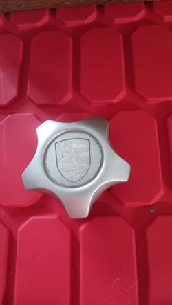 Porsche center cap