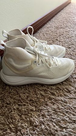 lululemon Chargefeel Mid workout shoes Women’s Size 7.5