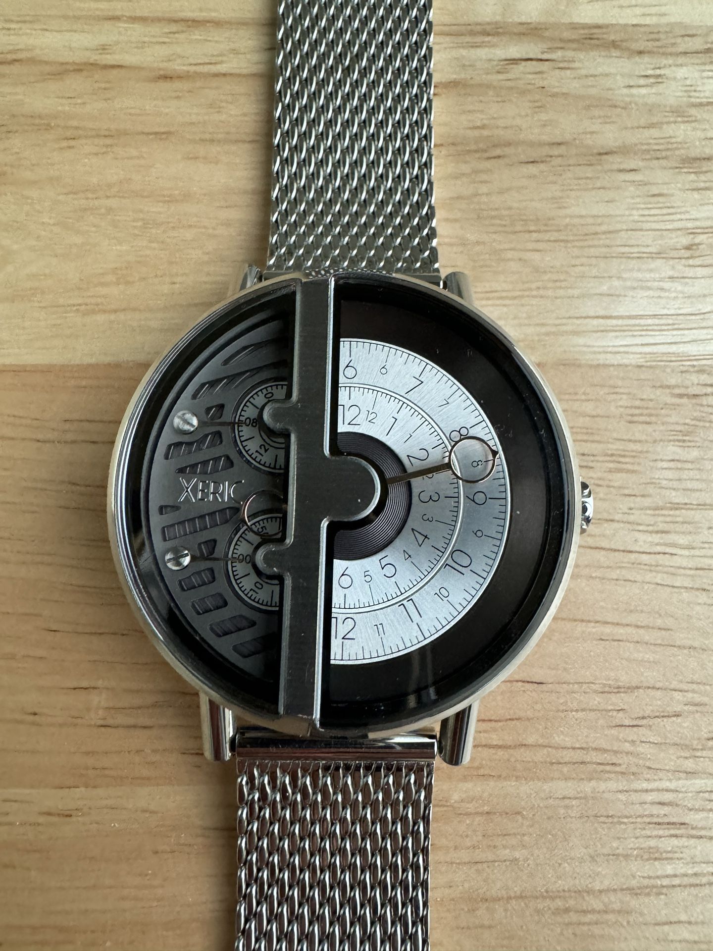 Xeric Soloscope RQ 3016 - Unique Timepiece with Chronograph - Excellent Condition