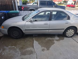 1997 hoda accord lx 4 door