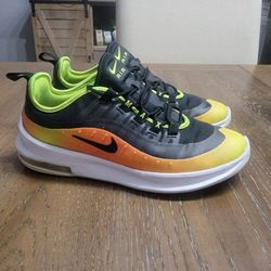 Nike airmax axis