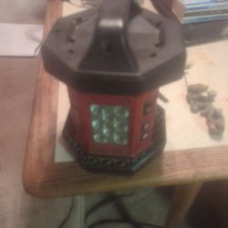 Milwaukee 18 Volt LED Light With 8 Amp Battery
