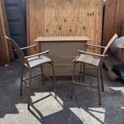 Panama Jack Island Breeze Slatted Aluminum Sling Bar with chairs new