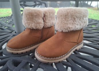 Zara Toddler Suede Fur Lined Winter Boots - Size 23 (US 7)