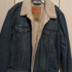 Levi’s Men’s Sherpa Jacket Medium