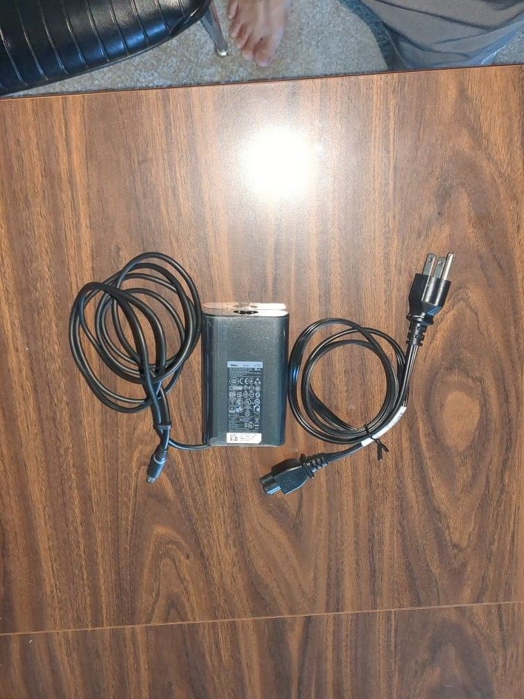 Original Dell 65W Power Supply Laptop Charger