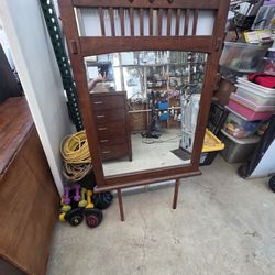 Dresser With Mirror