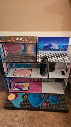 LOL Surprise Doll House