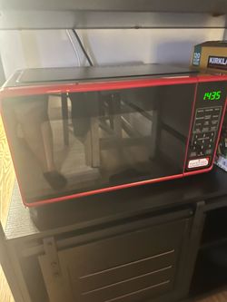 Mainstay .7 cu ft microwave