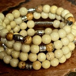 4 STRAND JASPER ARTESAN ORIGINAL SILVER ACCENT MEMORY BRACELET 1 SIZE FITS ALL 1 Left
