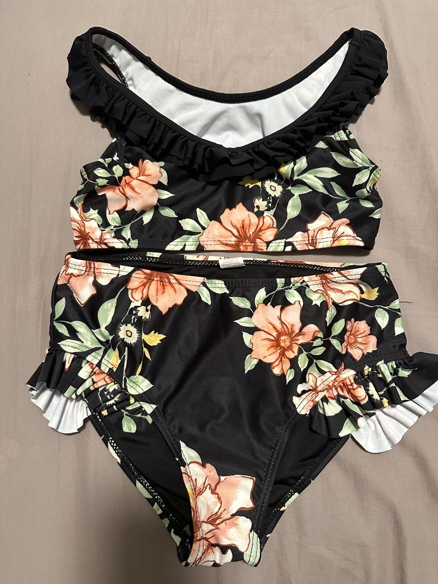 Swim Set For Girl Size For Up To Height 140-150cm, Weight 27-35 Kg
