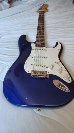 Squier Stratocaster Electric Guitar