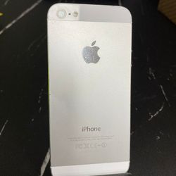 iPhone 5 16GB Unlocked ID: 98516