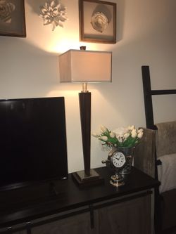 Beautiful Chic Wood Metal Lamp