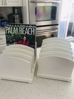 Magazine Rack (wooden)