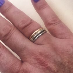 10k Gold And Diamonds Tri Color Band Ring Size 7 Weight 4 Grams