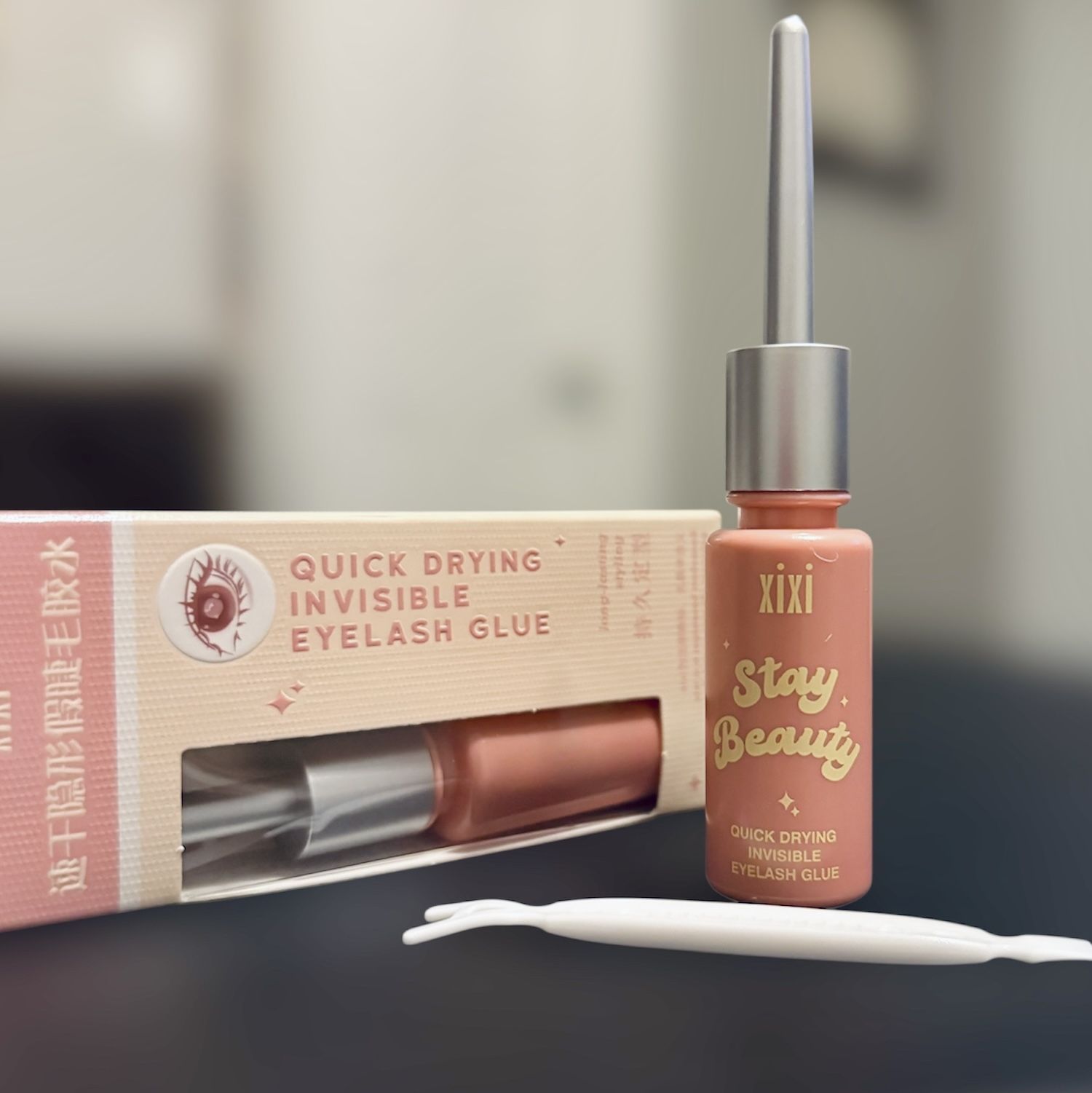 Quick Drying Invisible False Eyelash Glue Long Lasting Waterproof Strong Hold