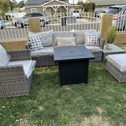 Patio Furniture Set Outdoor New In the Box 