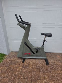 STATIONARY BIKE