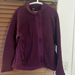 Women’s Sweater $5