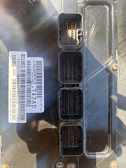2006 Dodge Dakota pcm and fuse box
